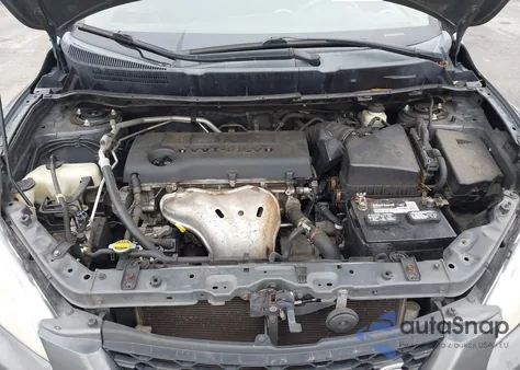 2009 Toyota Matrix S z USA, uszkodzony, nr VIN 2T1LE40E49C001690